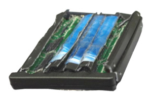 カッティングエッジ ストレージパンチャー SSD物理破壊
