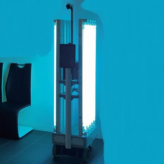 Arigato UV-C robot