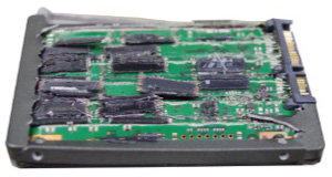 カッティングエッジ ストレージパンチャー SSD物理破壊